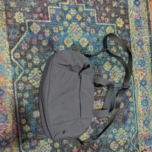 Lululemon 16L On My level Barrel Duffel